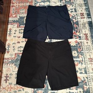 Pair of Fila golf shorts with stretch band
